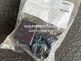 Line socket 3-pin + E black